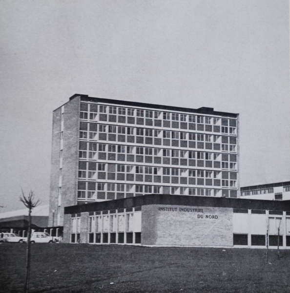 Institut industriel du Nord (Ecole centrale de Lille) en 1970 Cité scientifique, Villeneuve d'Ascq, Lille métropole, France (P-Serni - Wikipedia)